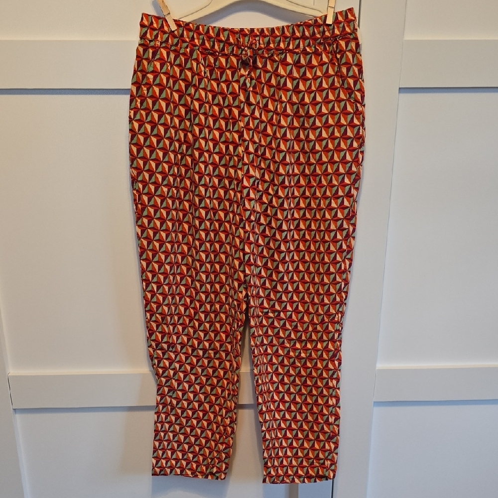 Vibrant Geometric Women's Joggers